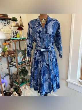 Blue Floral Collared Tie Waist Pleated Midi Dress by Willi of California